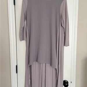 Coco + Carmen Grey Tunic Top